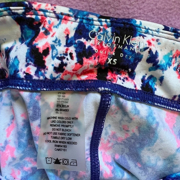 Calvin Klein Performance Watercolor Printed Legging - XS - Picture 5 of 6